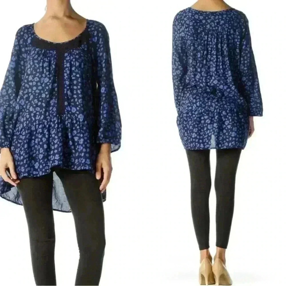 HD in Paris | Anthropologie navy and cobalt blue leopard print Ressica blouse - Picture 4 of 6